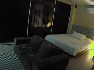 voyeurcam-jb-room-9