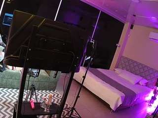voyeurcam-jb-room-9 live cam profile