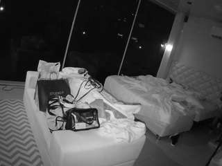 voyeurcam-jb-room-9 live cam profile