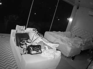 voyeurcam-jb-room-9