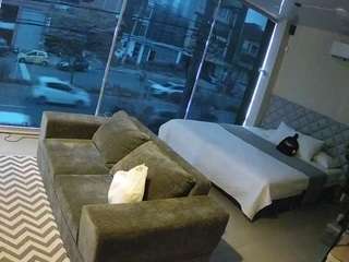 voyeurcam-jb-room-9 live cam profile