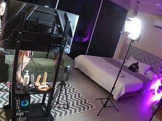 voyeurcam-jb-room-9 live cam profile