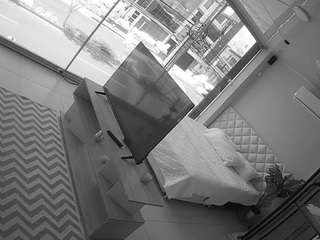 voyeurcam-jb-room-9's CamSoda show and profile