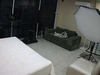 voyeurcam-jb-room-9