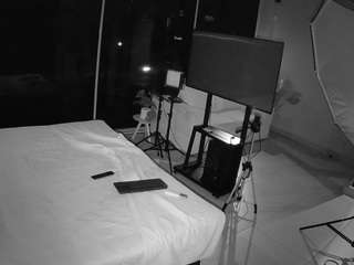 voyeurcam-jb-room-9 live cam preview