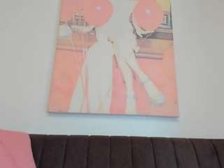 bellla-noir Live Webcam on CamSoda