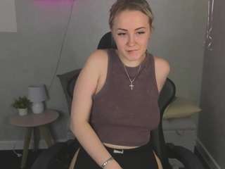 elsa-roberts live cam profile
