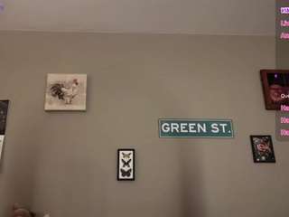 greenxxxqueen webcam