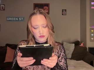 greenxxxqueen webcam