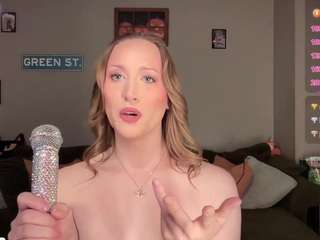 greenxxxqueen webcam