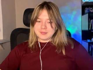 idafripp's CamSoda show and profile