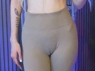 karmaarms's CamSoda show and profile