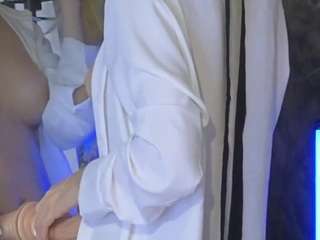 KarmaArms live cam preview