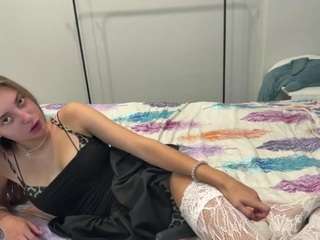 LonaLardin live webcam show