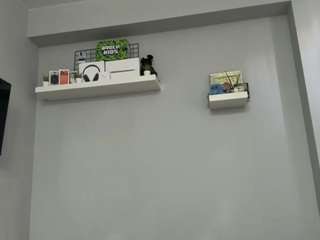 lonalardin's live room