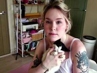 marivelcuddeback webcam