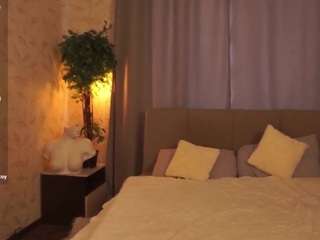 mechelleschirmer webcam