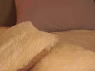 mechelleschirmer webcam