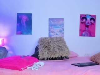 melody-keaton's CamSoda show and profile