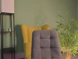 taticamamile live cam profile