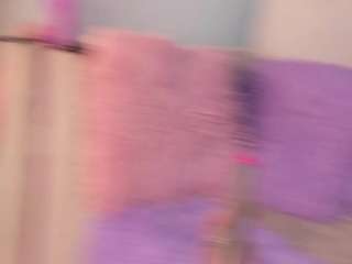 le modèle arianna-lewiss est en webcam porno dans un show sur le site camsoda, il possède les tags suivants: ahegao,black hair,blowjob,brown eyes,deepthroat,handjob,large tits,no drinking,no smoking,thin,tittyfuck,hd