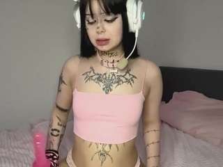 mistiminissale Live Webcam on CamSoda