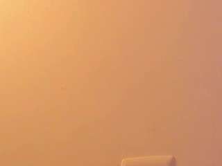 Live webcam model sarah-deluca on Soda Cams