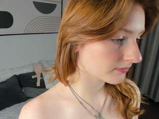 Live webcam model chanteclingan on Soda Cams