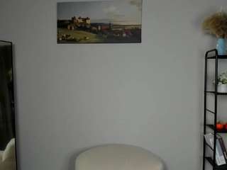 ChanteClingan live cam preview