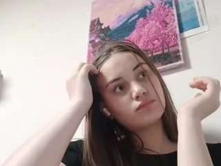 charlinewehrman Live Webcam on CamSoda