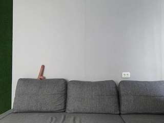 dominqueschacher... Live Webcam on CamSoda