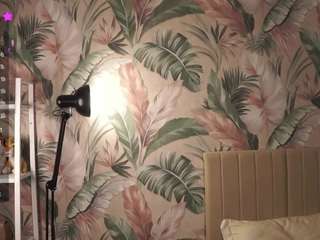 le modèle estelleashline est en webcam porno dans un show sur le site camsoda, il possède les tags suivants: anal toys,ass bouncing,ass clapping,blue eyes,camel toe,genital piercings,lovense,no drinking,no smoking,normal,toys,big tits,brown hair,hd