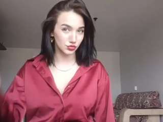 loretalouria Live Webcam on CamSoda