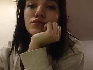 loretalouria Live Webcam on CamSoda