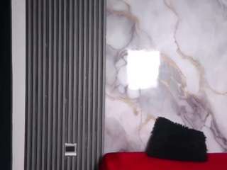 lunandcarlos's CamSoda show and profile