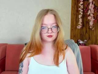 Live webcam model margo-ring on Soda Cams