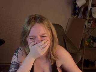 margo-ring Live Webcam on CamSoda