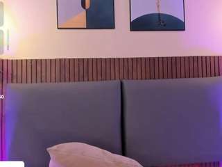 nicolleevanss webcam