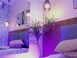 nicolleevanss webcam