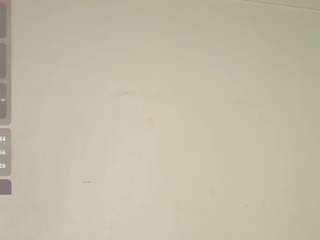 delay-lalea live webcam show