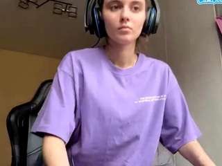 kelsienoggle Live Webcam on CamSoda