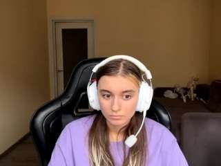KelsieNoggle