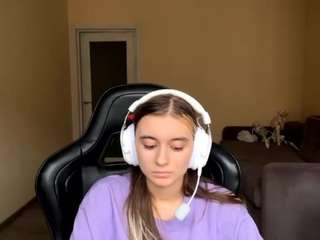 KelsieNoggle