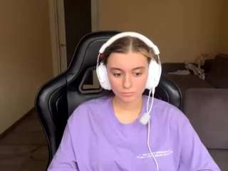 kelsienoggle