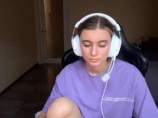 kelsienoggle