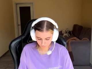 kelsienoggle