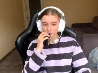 kelsienoggle