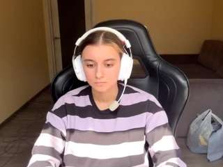 kelsienoggle