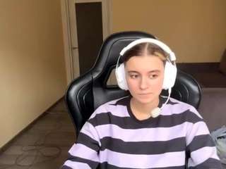 kelsienoggle