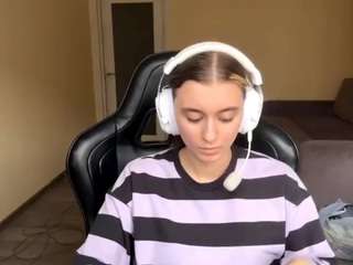 KelsieNoggle